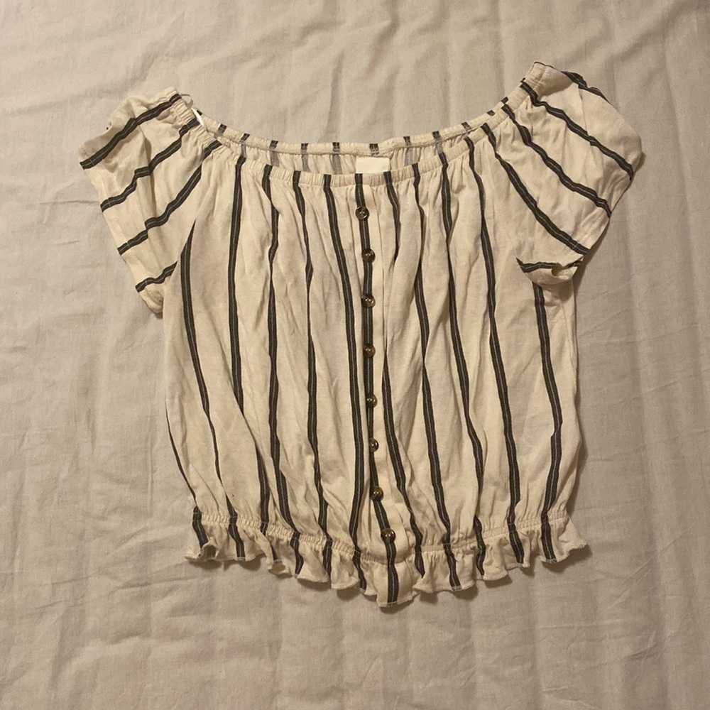 H&M cute shirt